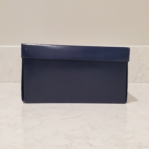 Thomas Kinkade "Light Up the Season" Luminary Glass Ornament Set - Picture 16 of 16